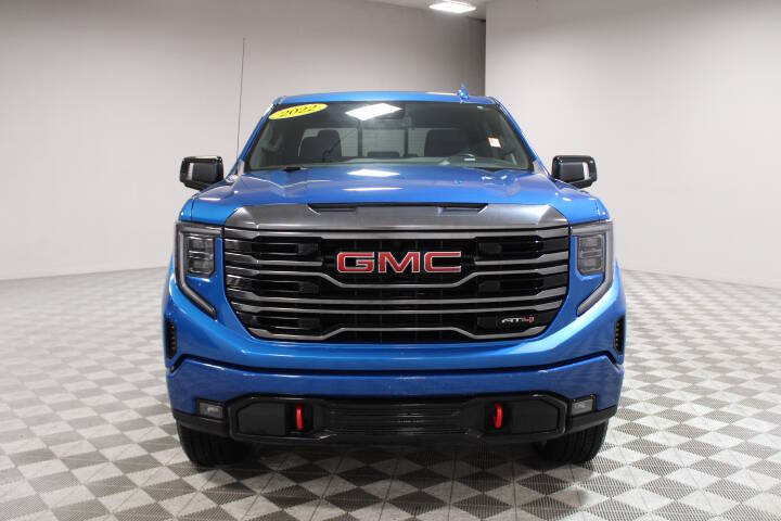 Used 2022 GMC Sierra 1500 AT4 with VIN 3GTPUEEL8NG533557 for sale in Plattsmouth, NE