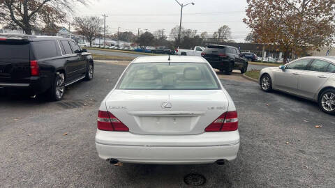 2005 Lexus LS 430