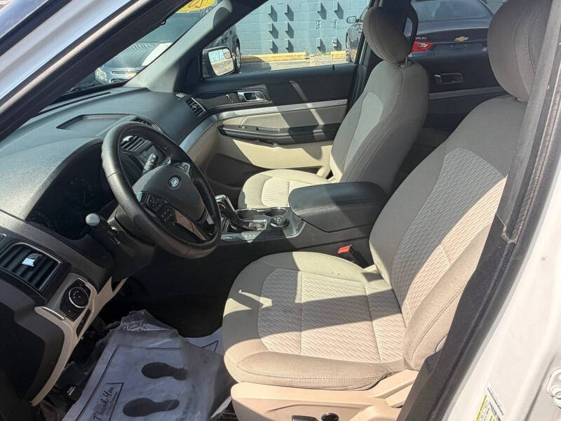 2018 Ford Explorer