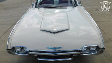 1962 Ford Thunderbird