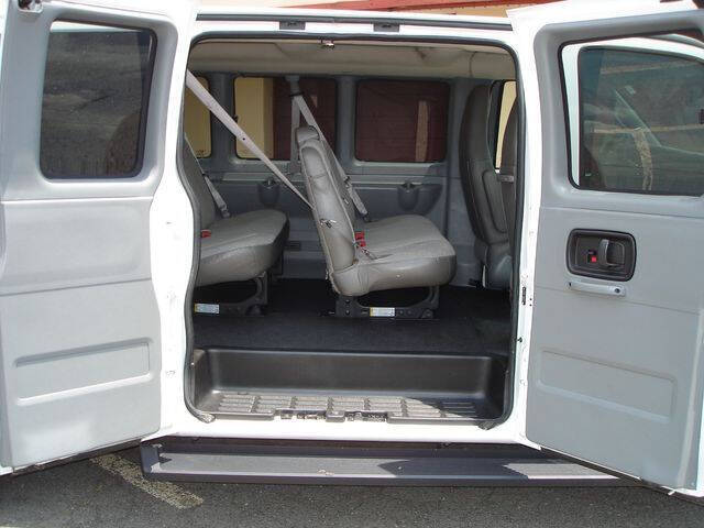 2017 Chevrolet Express LT 3500