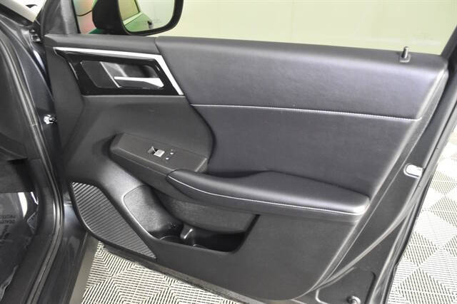 2024 Mitsubishi Outlander PHEV SE