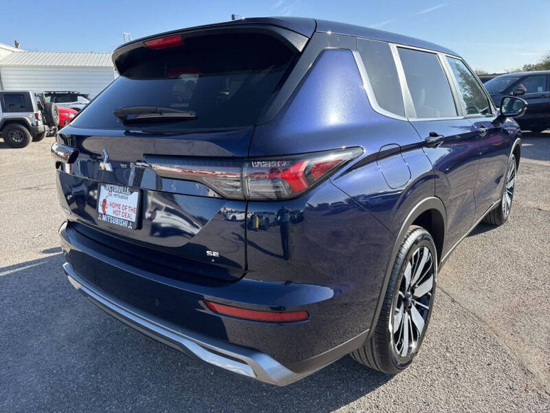 2026 Mitsubishi Outlander SE