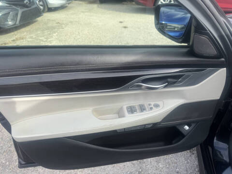 2017 BMW 7 Series 750i