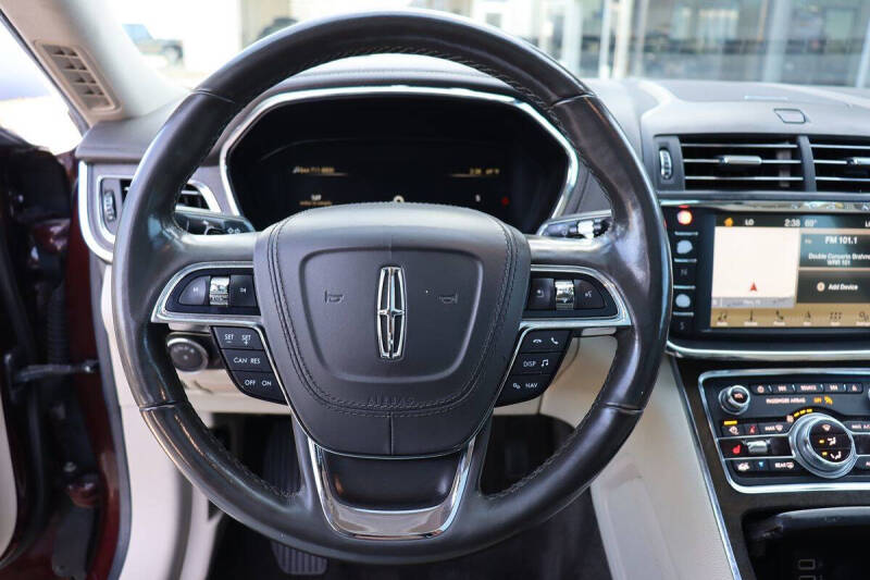 2018 Lincoln Continental Select