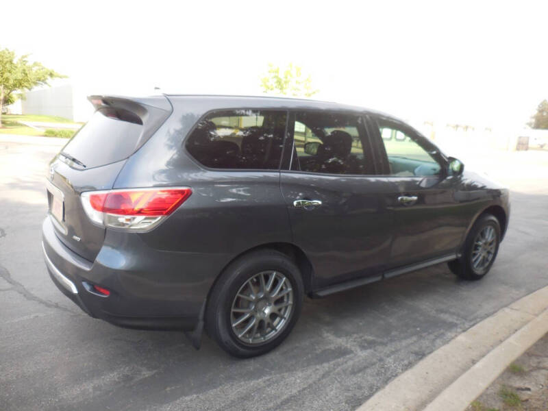 2013 Nissan Pathfinder S