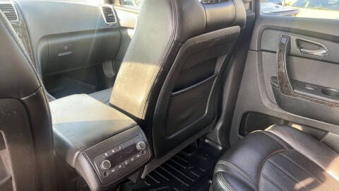 2011 GMC Acadia Denali