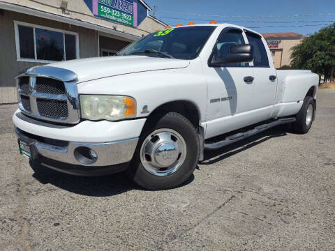 2004 Dodge Ram 3500 for sale at Auto Mercado in Clovis CA