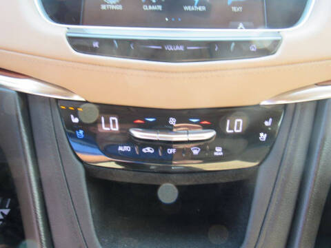 2019 Cadillac XT5 Platinum