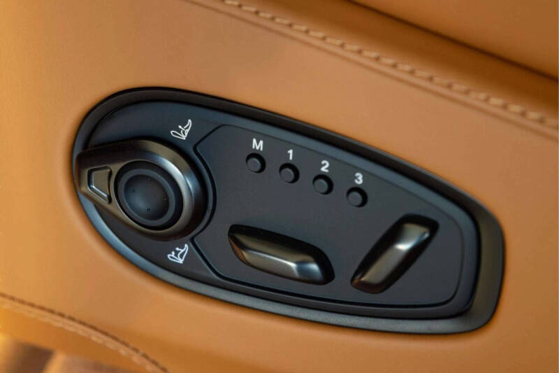 2026 Aston Martin DBX 707