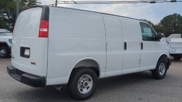 2025 GMC Savana 2500