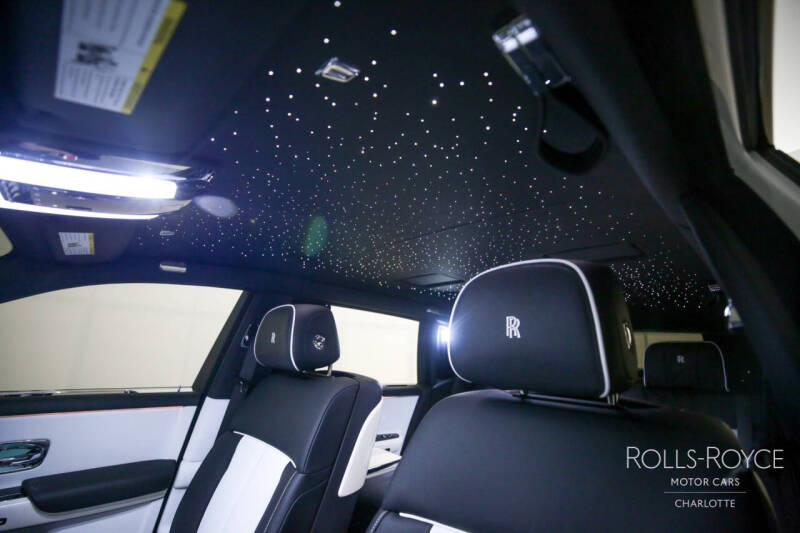 2022 Rolls-Royce Phantom EWB