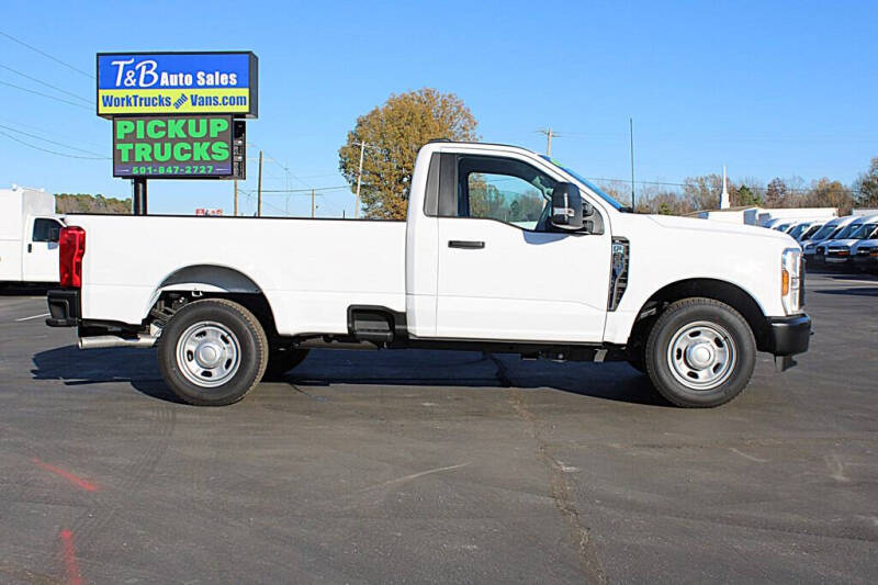 2025 Ford F-350 Super Duty XL