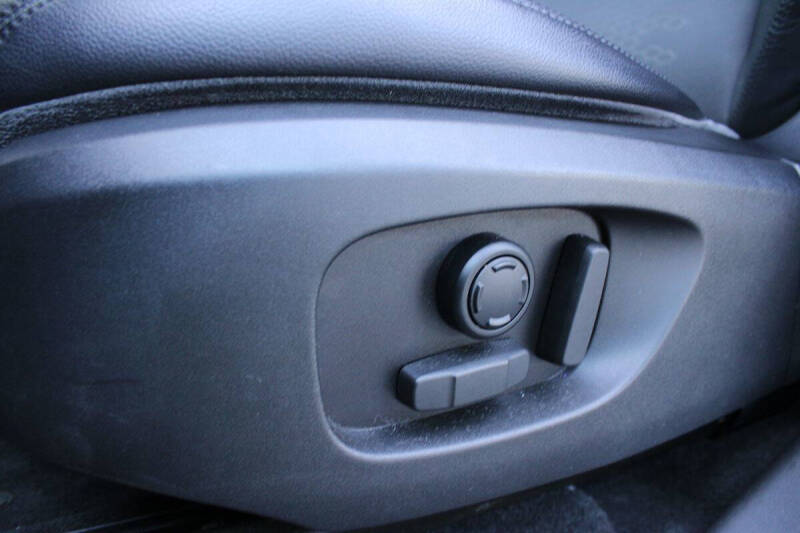 2017 Land Rover Discovery Sport SE