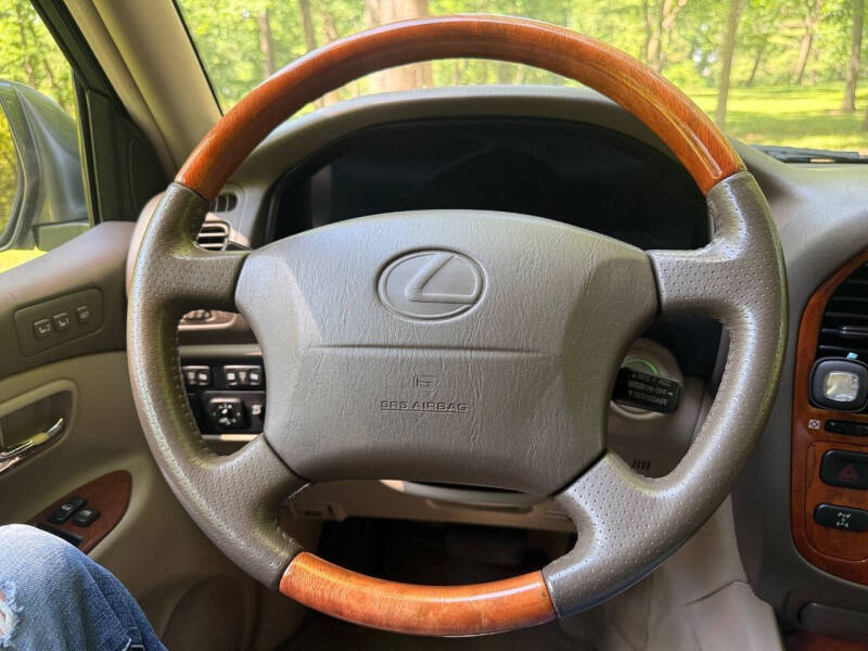 2000 Lexus LX 470