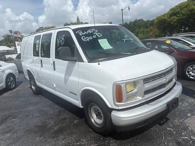 2000 Chevrolet Express G2500