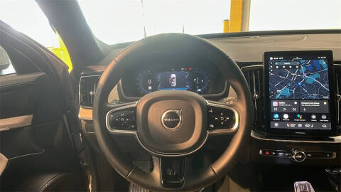 2025 Volvo XC90 B6 Plus Bright Theme 7P