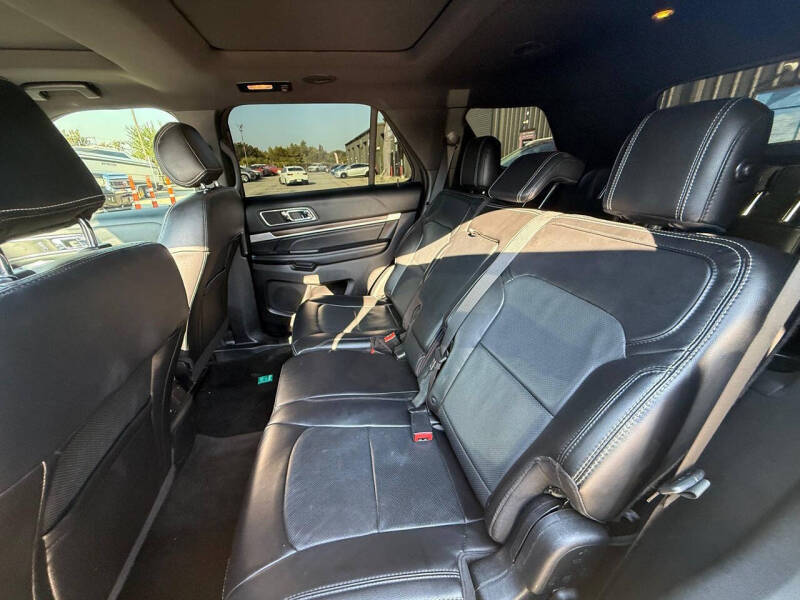 2017 Ford Explorer Limited