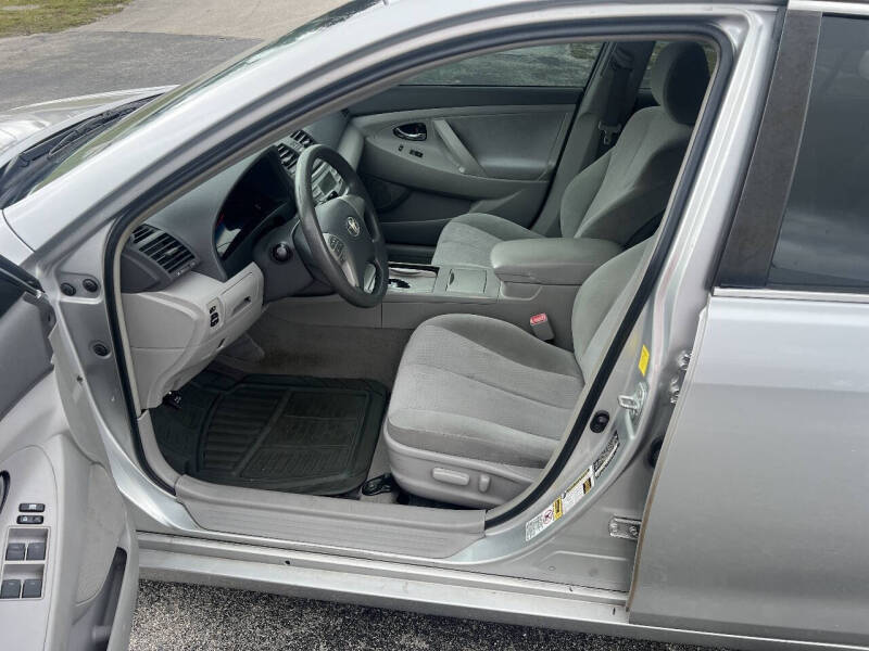 2011 Toyota Camry LE