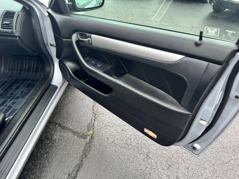 2005 Honda Accord EX V-6 w/Navi