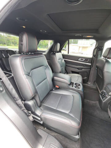 2017 Ford Explorer Sport