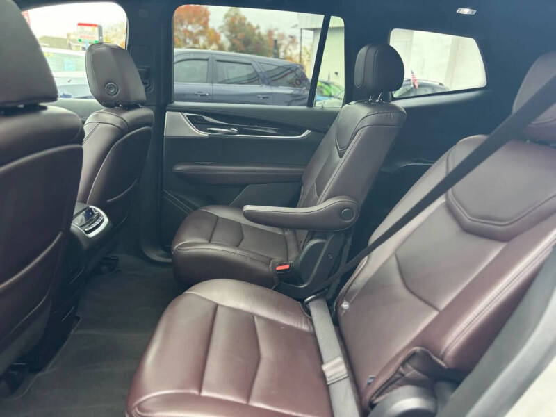 2020 Cadillac XT6 Premium Luxury