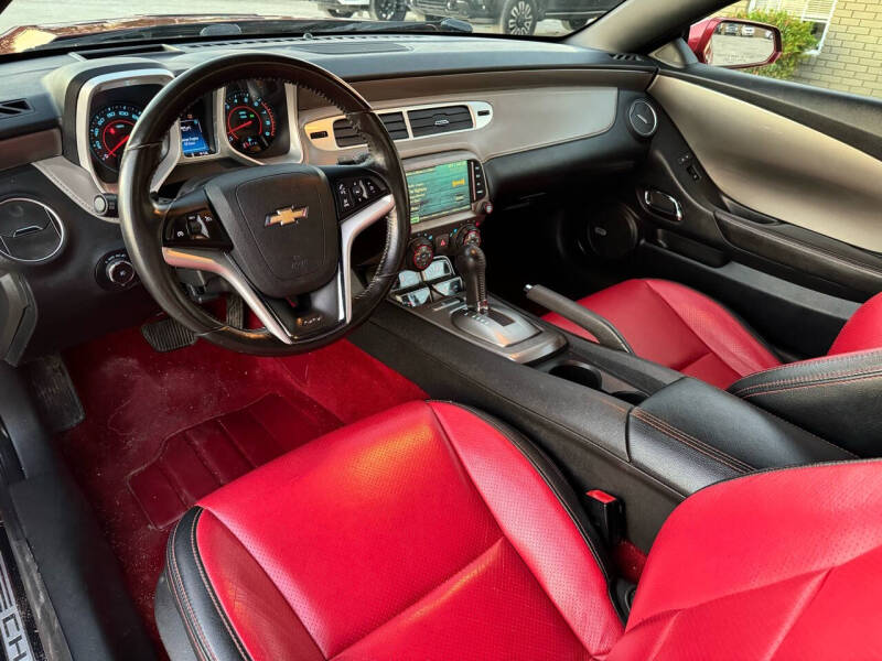 2014 Chevrolet Camaro 2SS photo 13