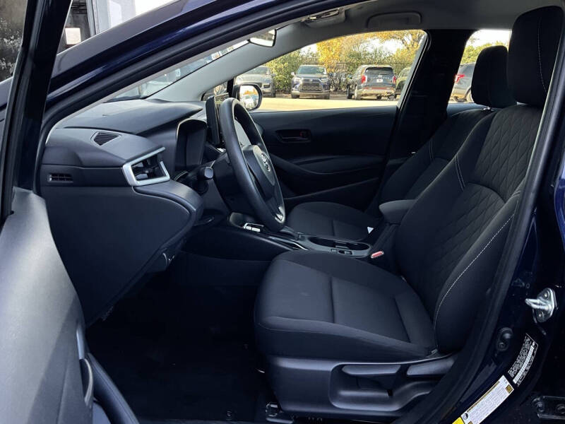 2025 Toyota Corolla Hybrid LE