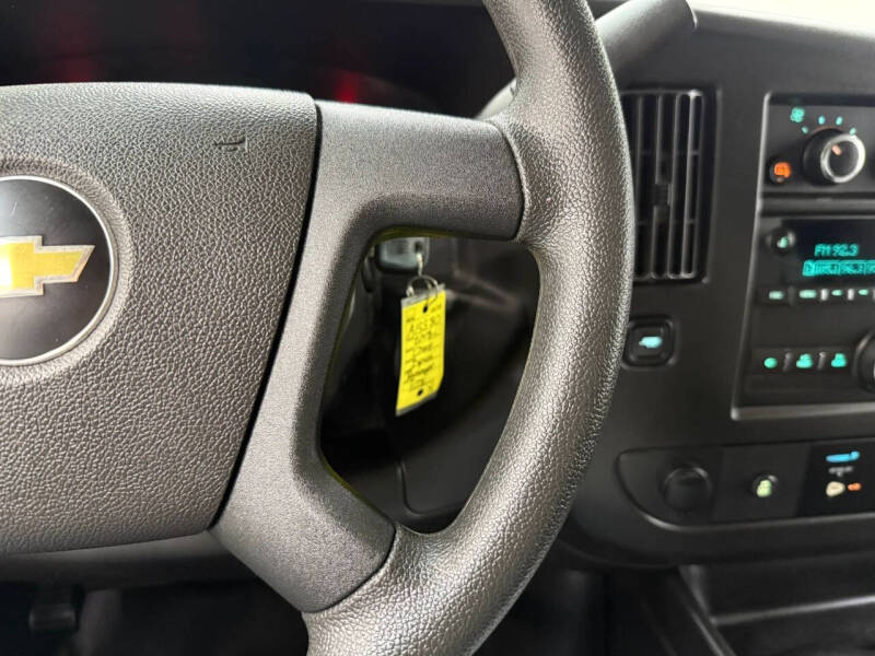 2018 Chevrolet Express LS 2500