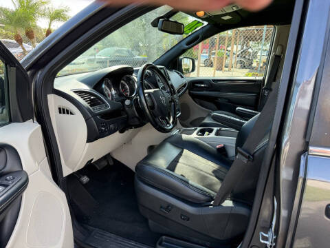 2020 Dodge Grand Caravan SXT