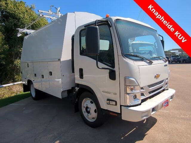 2024 Chevrolet Low Cab Forward Base's photo