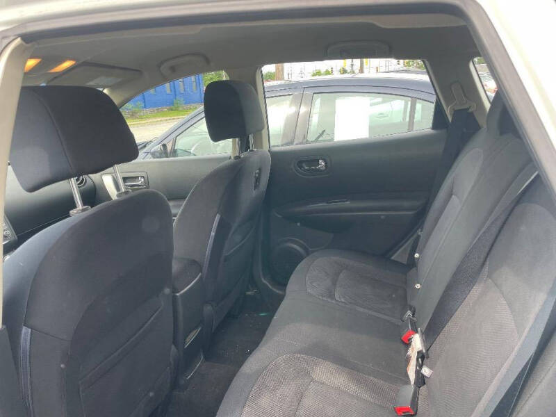 2014 Nissan Rogue Select S