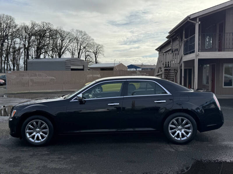 2014 Chrysler 300 C