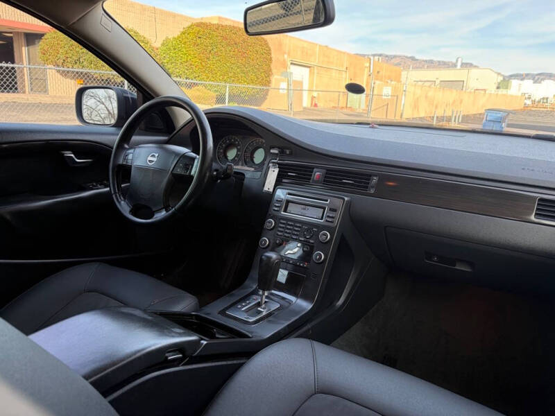 2008 Volvo XC70 3.2