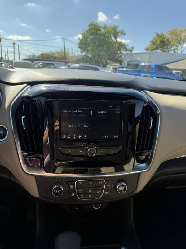 2023 Chevrolet Traverse LS