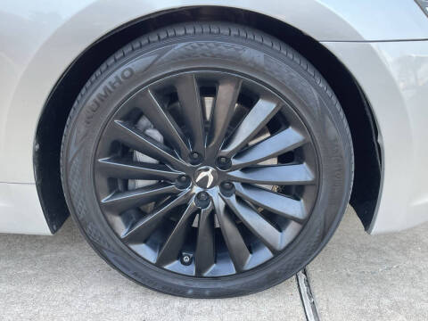 2014 Hyundai Equus Signature