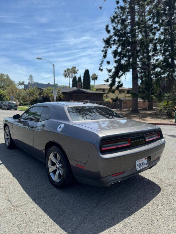 2015 Dodge Challenger SXT