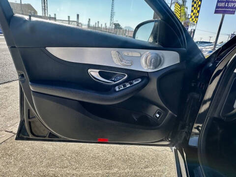 2016 Mercedes-Benz C-Class