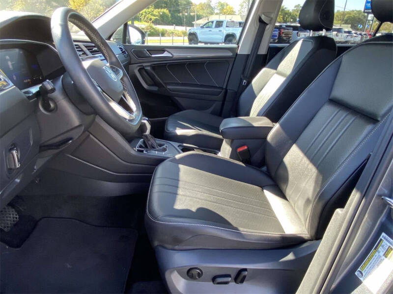 2022 Volkswagen Tiguan SE