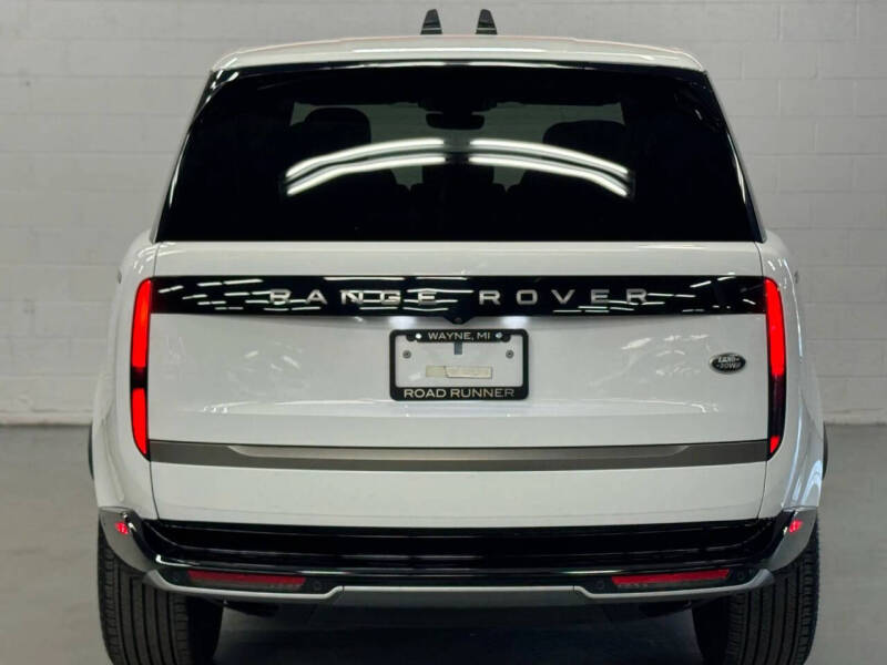 2023 Land Rover Range Rover P400 SE