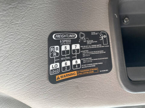 2007 Freightliner M2 106