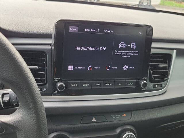 2023 Kia Rio 5-Door S