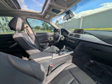 2012 BMW 3 Series 328i