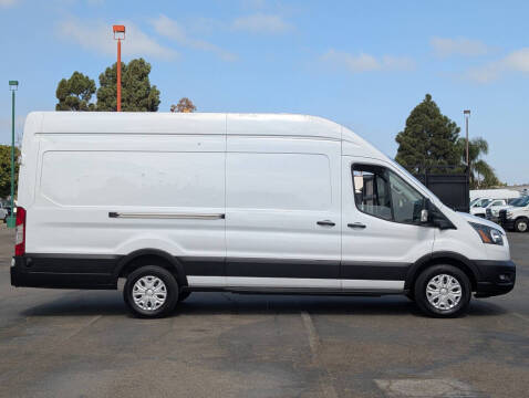 2022 Ford E-Transit 350