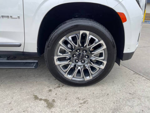 2023 GMC Yukon XL Denali Ultimate