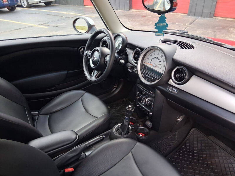 2013 MINI Hardtop Cooper