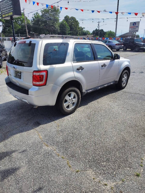 2010 Ford Escape XLS