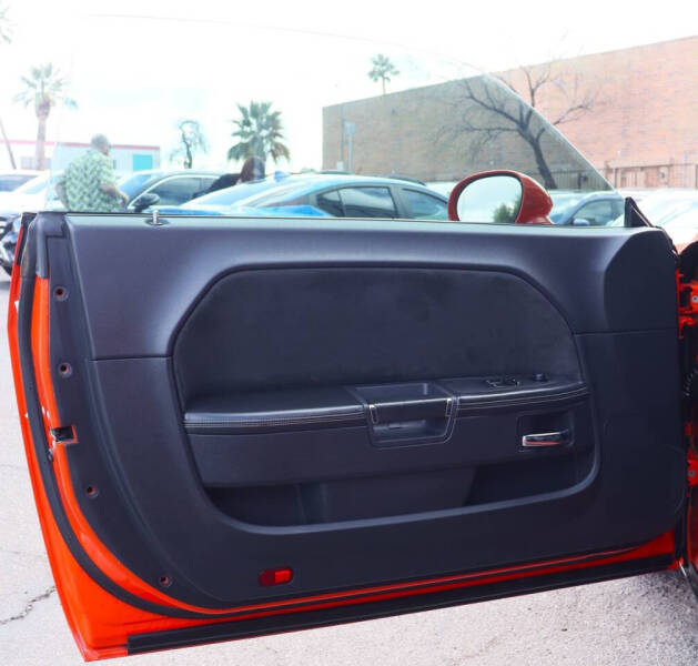 2008 Dodge Challenger SRT8