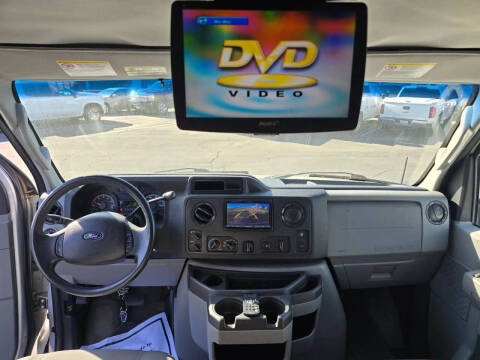 2013 Ford E-Series E-350 SD XLT