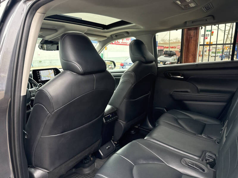 2020 Toyota Highlander XLE